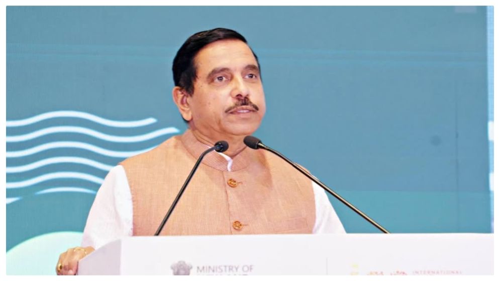 ভারতের নতুন শিক্ষামন্ত্রী প্রহ্লাদ যোশী