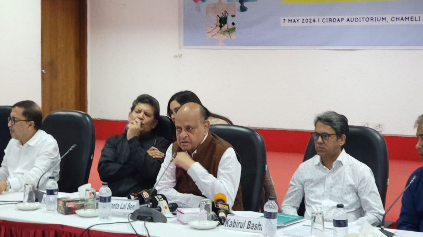 ডেঙ্গুতে মাকে হারিয়েছি, আর কেউ যেন না হারায় : স্বাস্থ্যমন্ত্রী