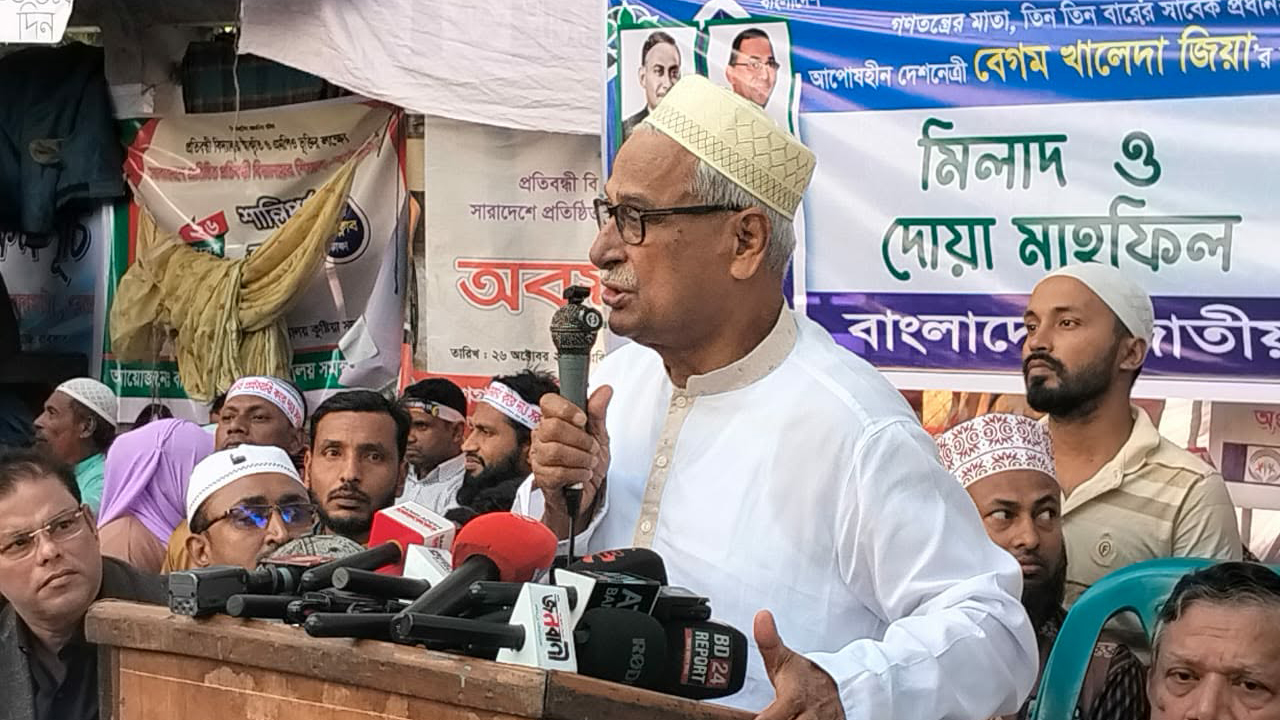 মানুষের ভালোবাসা ও দোয়ায় খালেদা জিয়া সুস্থ হয়ে উঠবেন : ফারুক