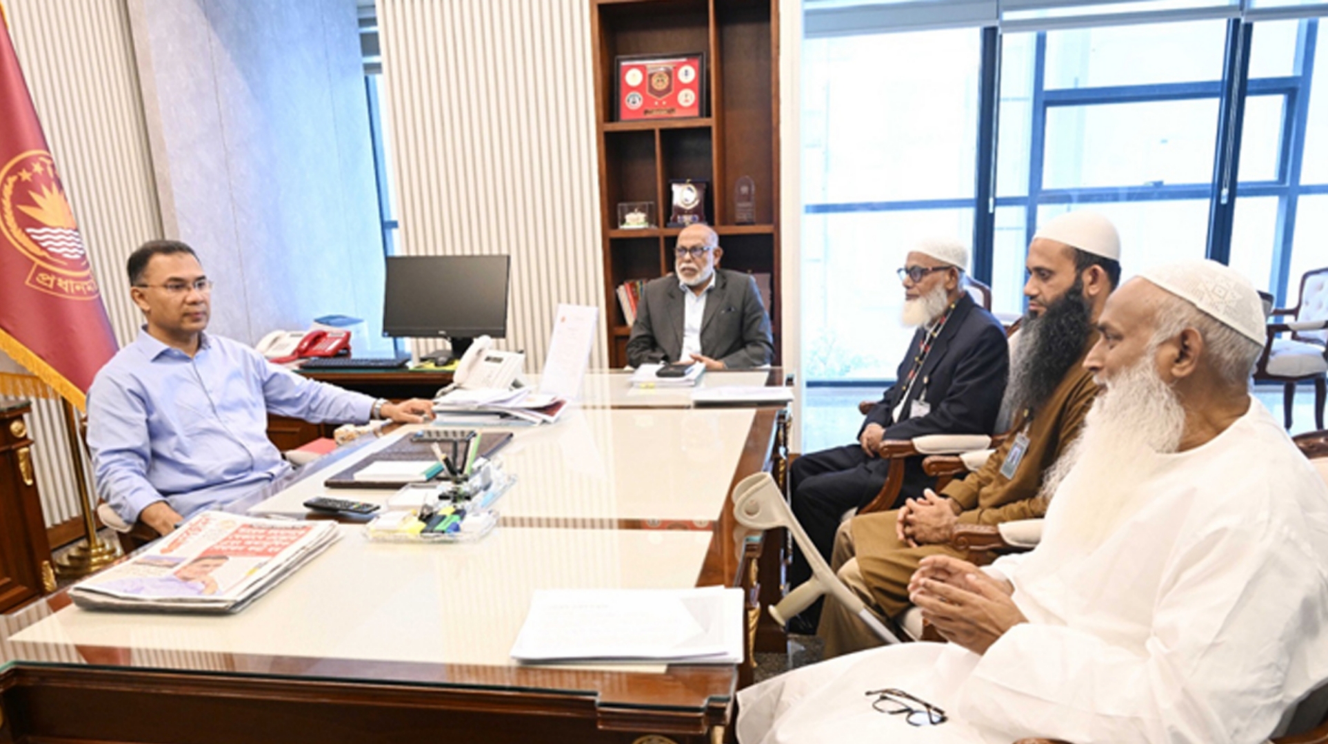 প্রধানমন্ত্রীর সাথে ওয়াকফ প্রশাসকের সাক্ষাৎ